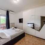 Lägenhet Residenza Eres Eur